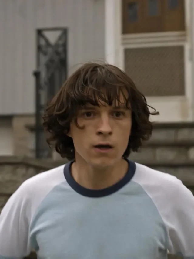 Tom Holland claims a year of sobriety (4)