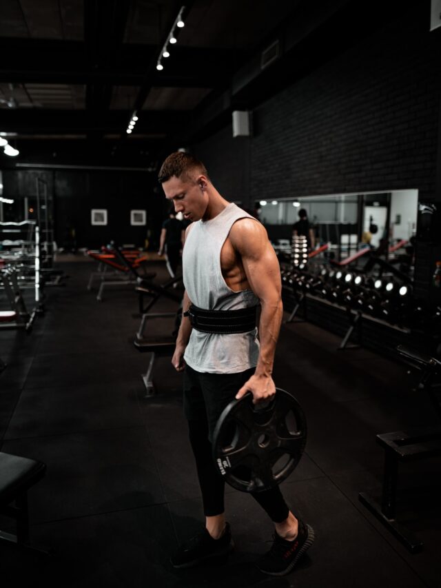 The 7 Best Exercises for Men To Stay Fit In Their 40s